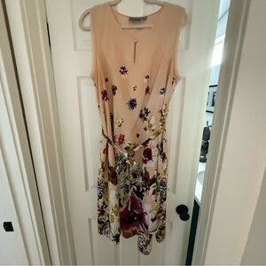 Vera Wang Floral Sleeveless Dress - Peach and Multicolor